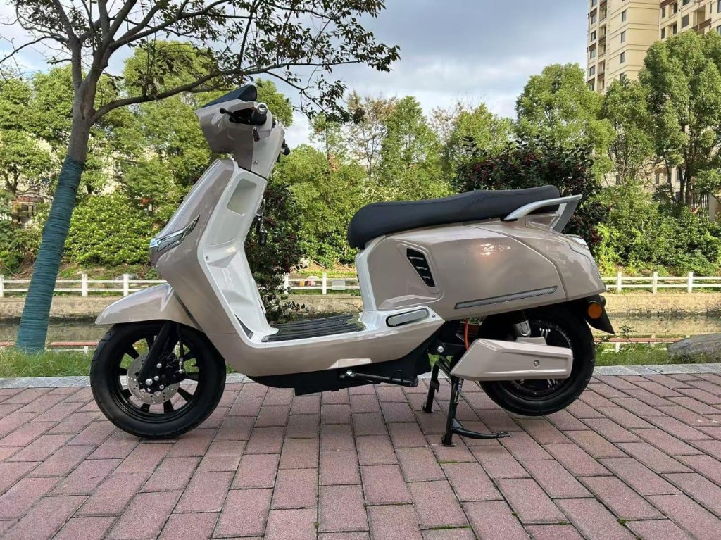 Side angle of electric scooter in urban lane